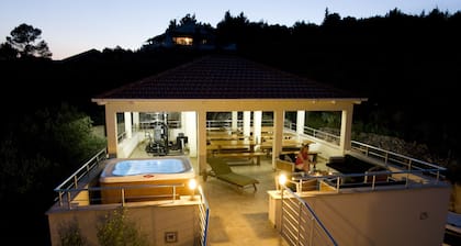 Captain's Villa Sokol