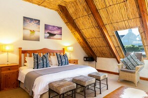 The Farmstead | Cofres nos quartos, Wi-Fi de cortesia, roupa de cama
