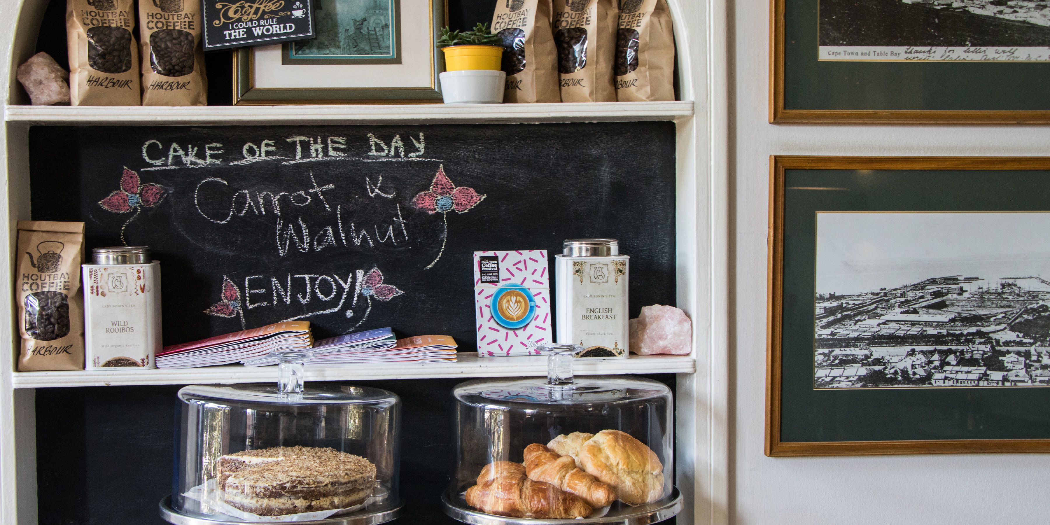 تقديم الإفطار والغداء والإفطار المتأخر