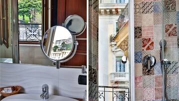 Doppia Superior | Bagno | Doccia, soffione a pioggia, set di cortesia gratuito, asciugacapelli