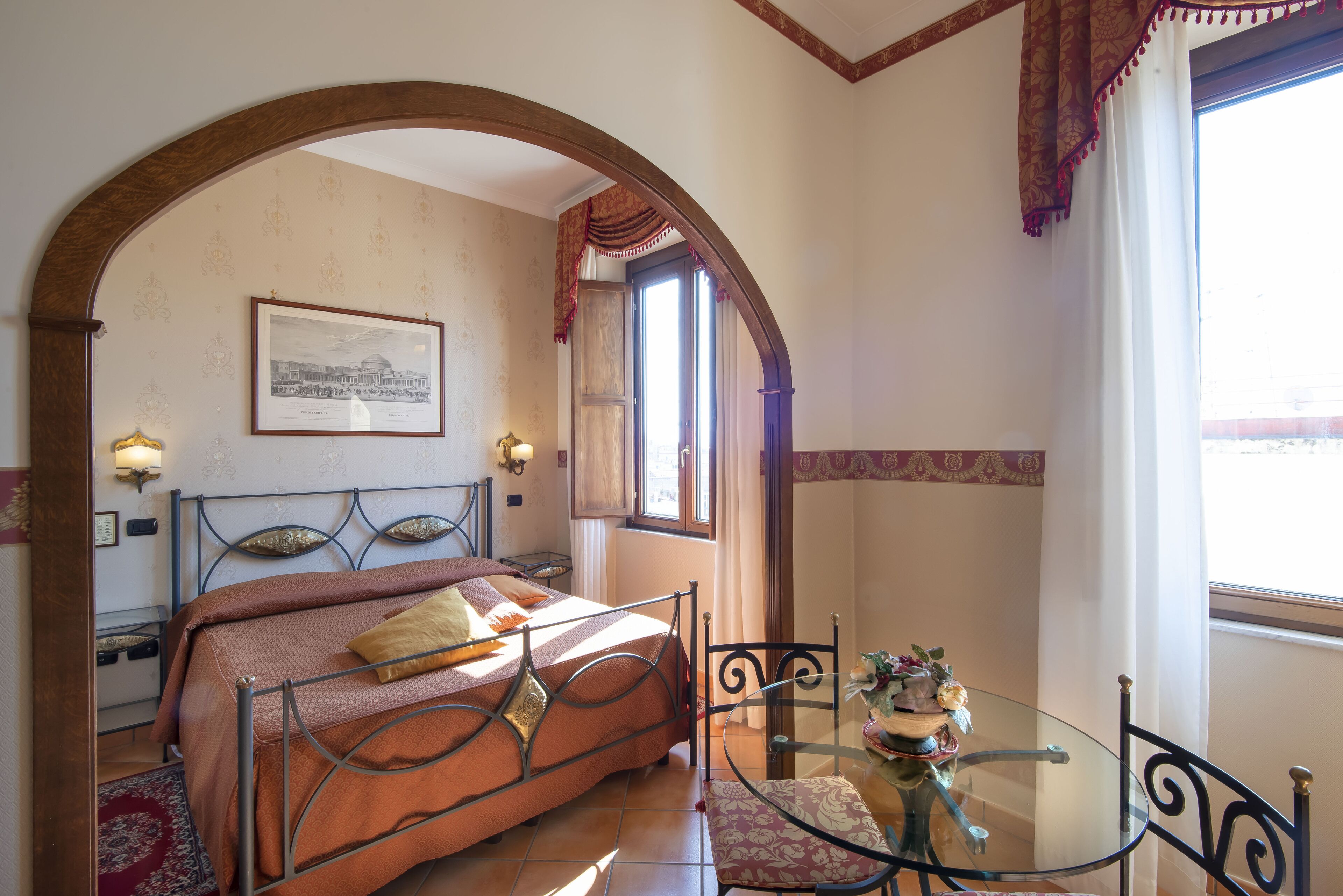 Photo - Pinto-Storey Hotel