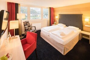 Standard Double Room | Hypo-allergenic bedding, minibar, in-room safe, desk