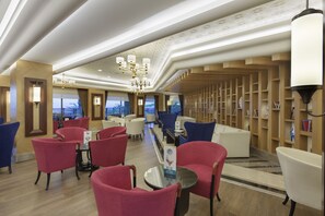 5 bars/lounges, 2 poolside bars - Alba Resort Hotel - Ultra All Inclusive (Manavgat)