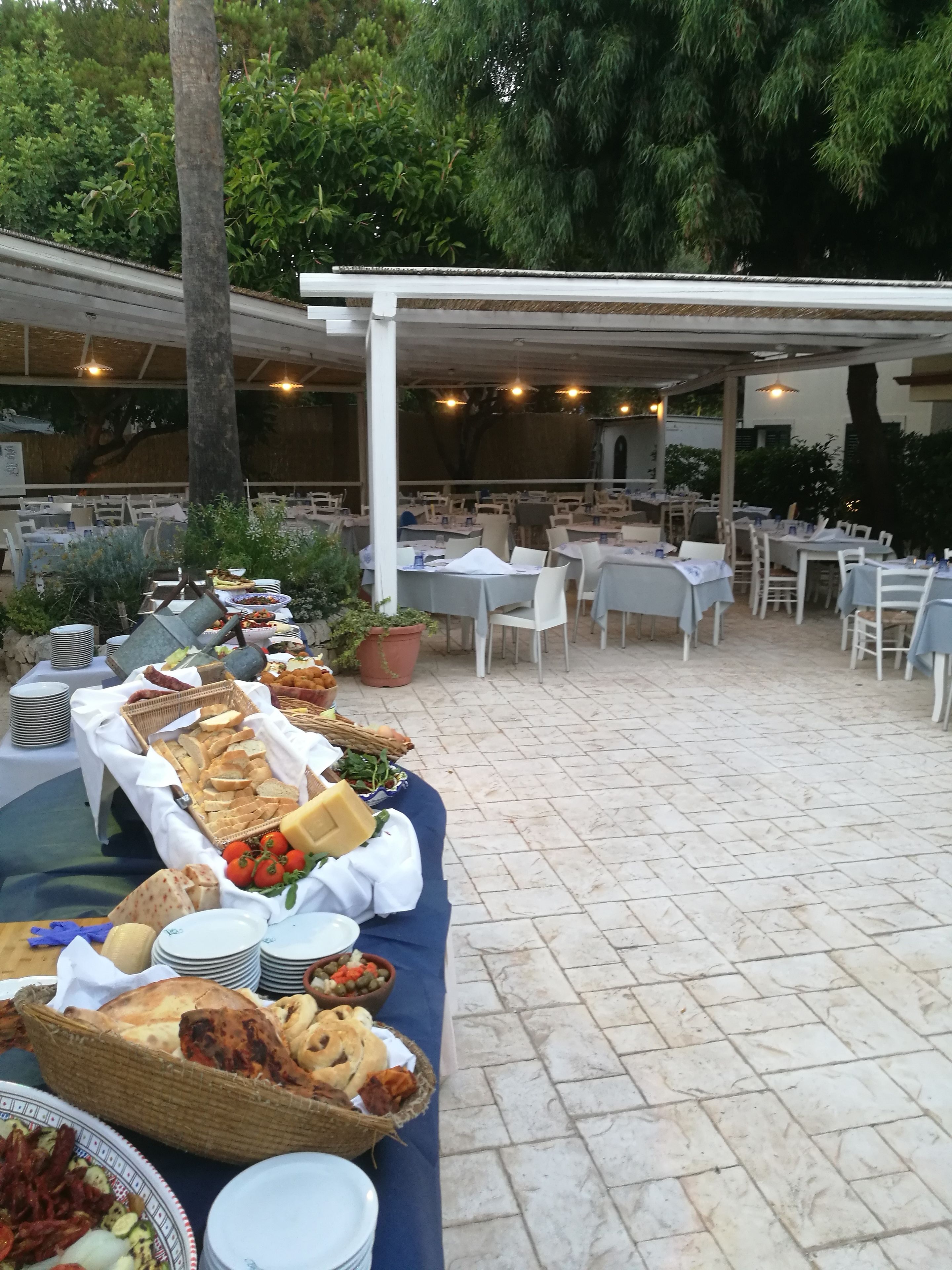 2 ristoranti; aperti a colazione, a pranzo e a cena