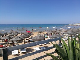 Spiaggia privata nelle vicinanze, lettini da mare, ombrelloni