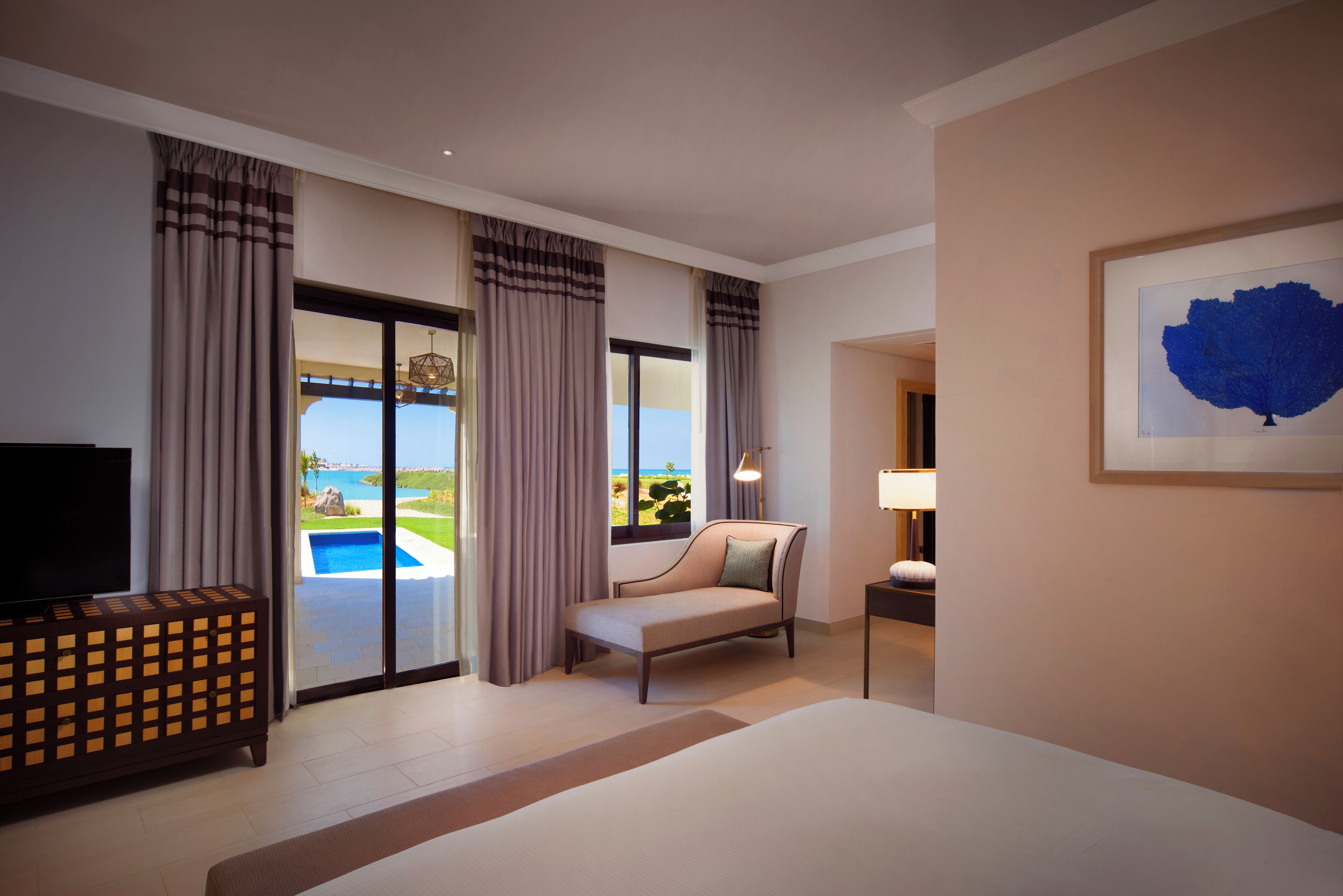 Premium-Villa, 2 Schlafzimmer, eigener Pool (Beach Access) | Hochwertige Bettwaren, Zimmersafe, Schreibtisch
