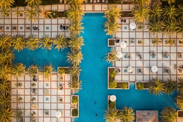 6 outdoor pools, open 7:00 AM to 6:00 PM, free cabanas, pool umbrellas