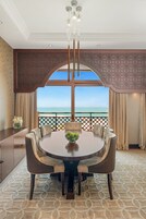 Royal Suite (Royal) | Living area | 42-inch TV with satellite channels