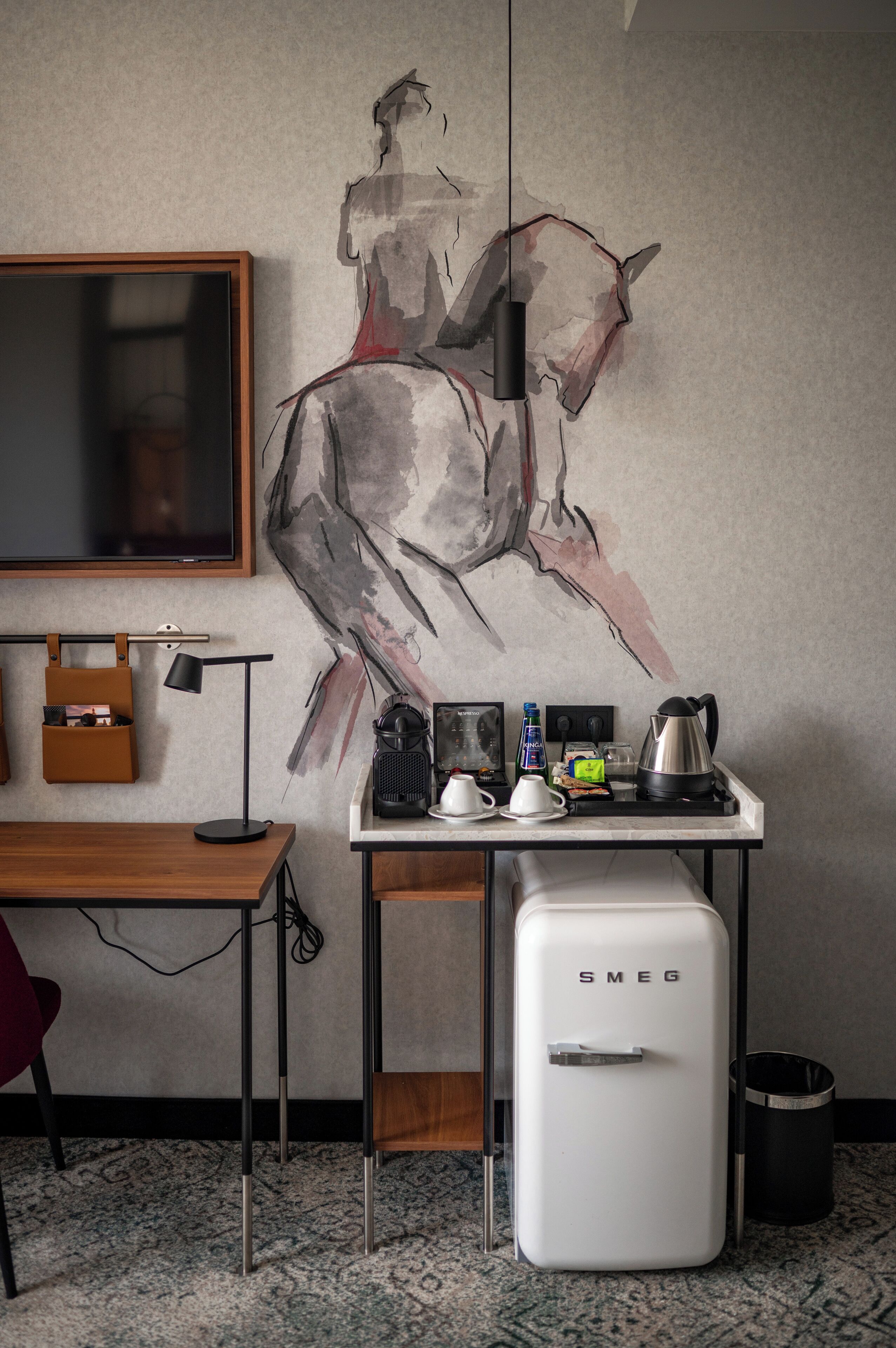 castle view superior | 1 bedroom, premium bedding, in-room safe, desk