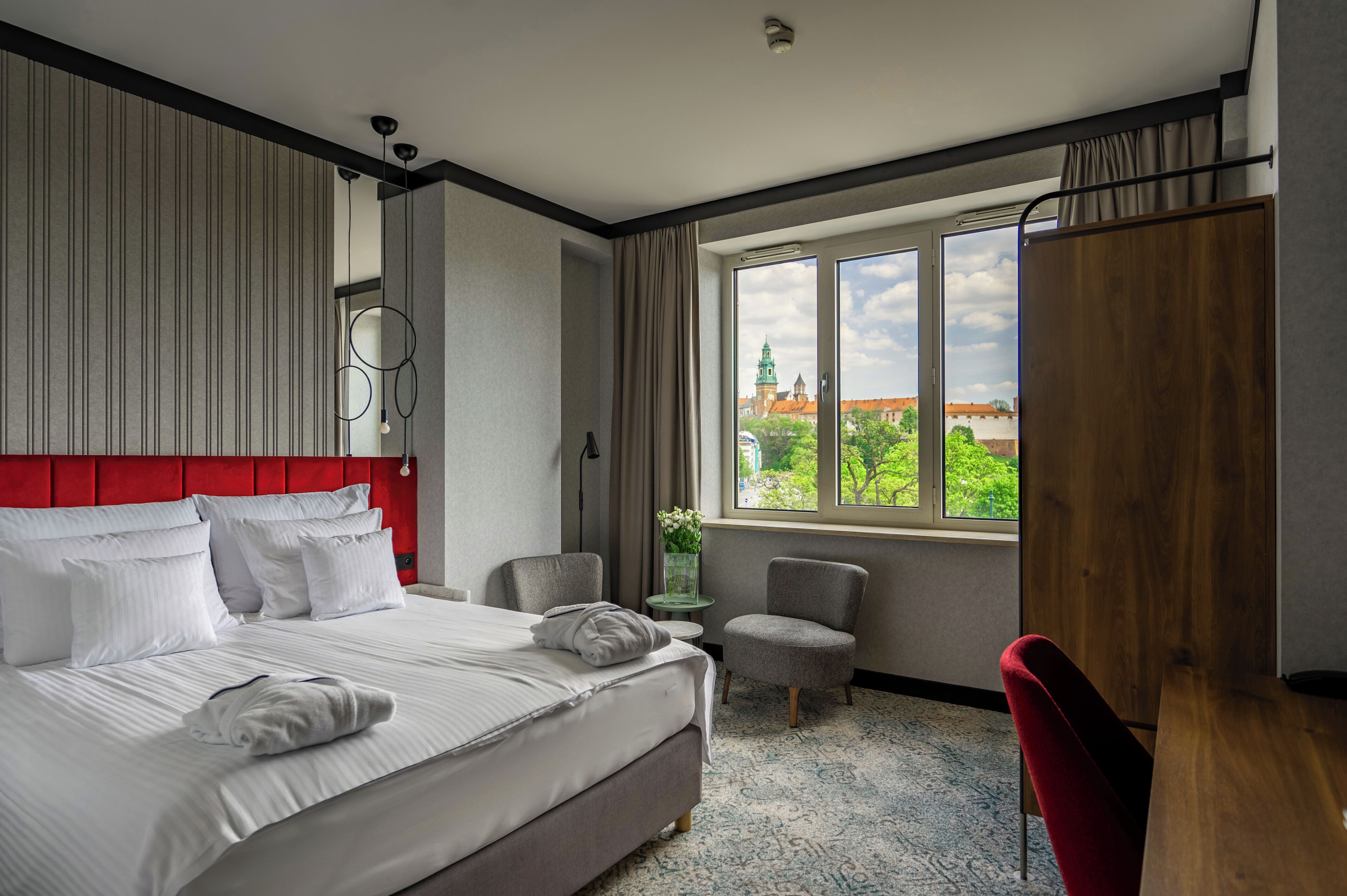 Castle View Superior | Premium bedding, in-room safe, desk, soundproofing