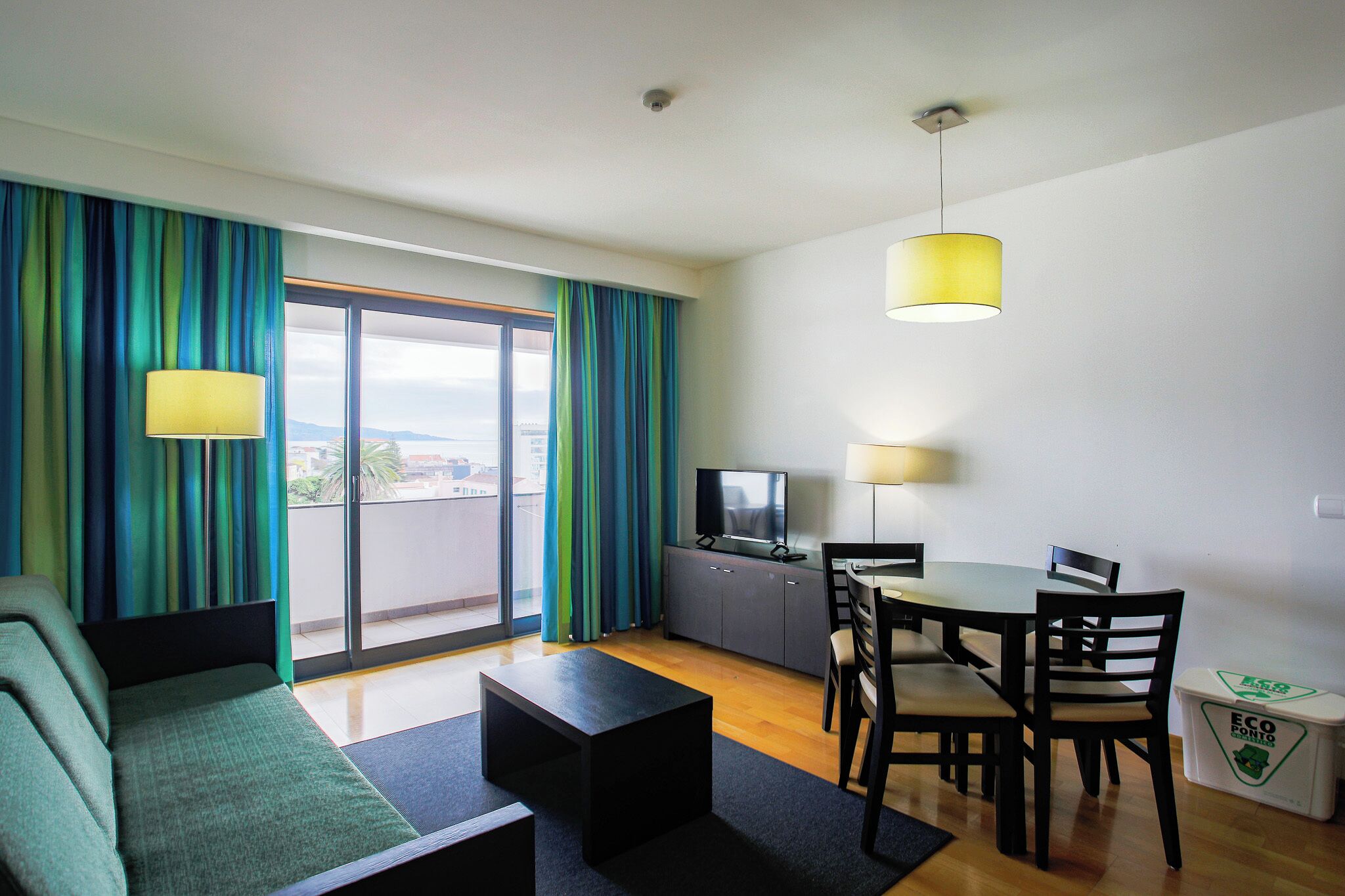 Standard Apartment, 2 Bedrooms | Living area