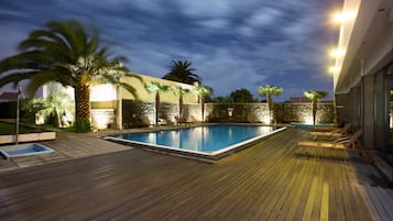 Indoor pool, outdoor pool, sun loungers