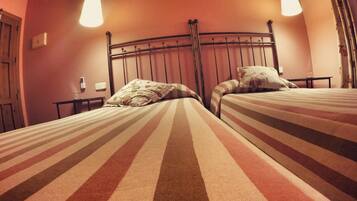 Matalassos de la marca Select Comfort, escriptori i wifi gratuïta