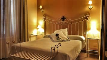 Select Comfort beds, desk, free WiFi