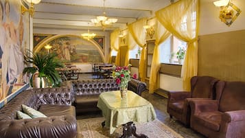 مطعم