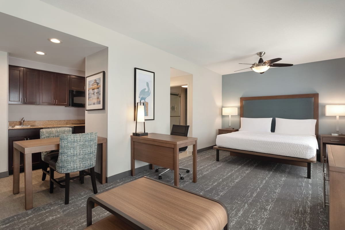 Studio Suite, 1 King Bed