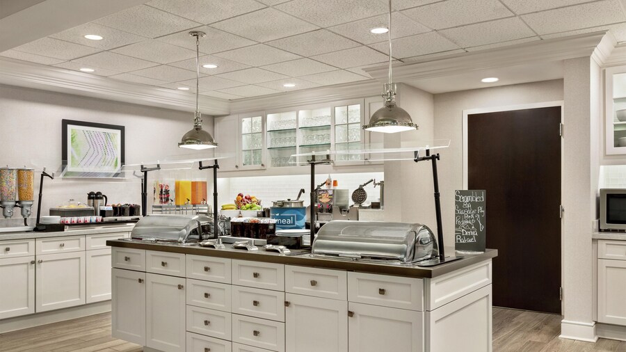 Homewood Suites by Hilton Fort Myers Airport/FGCU