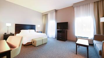 In-room safe, desk, iron/ironing board, free cribs/infant beds