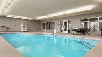 Indendørs pool