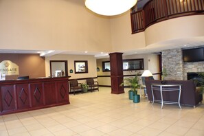 Lobby - Wingate By Wyndham Southport (Southport)