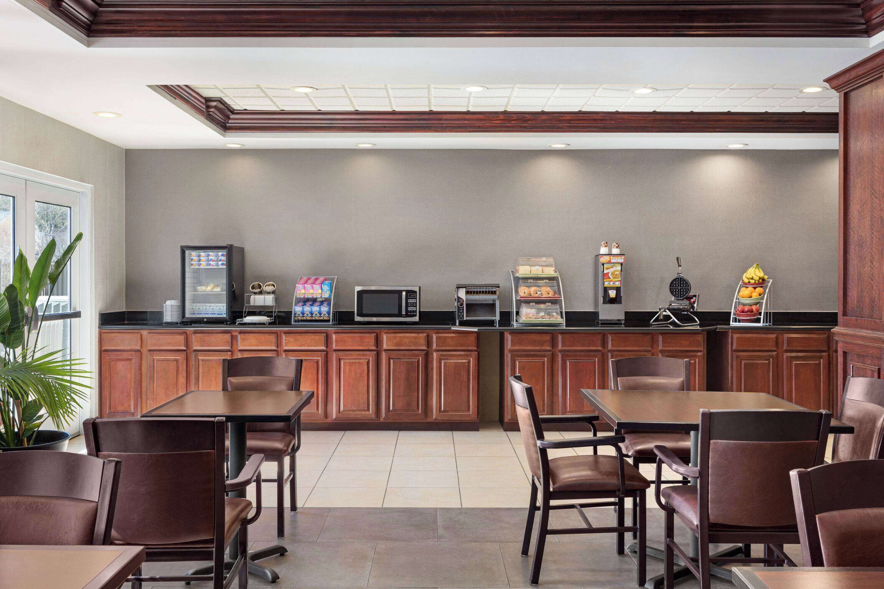 Free daily on-the-go breakfast 