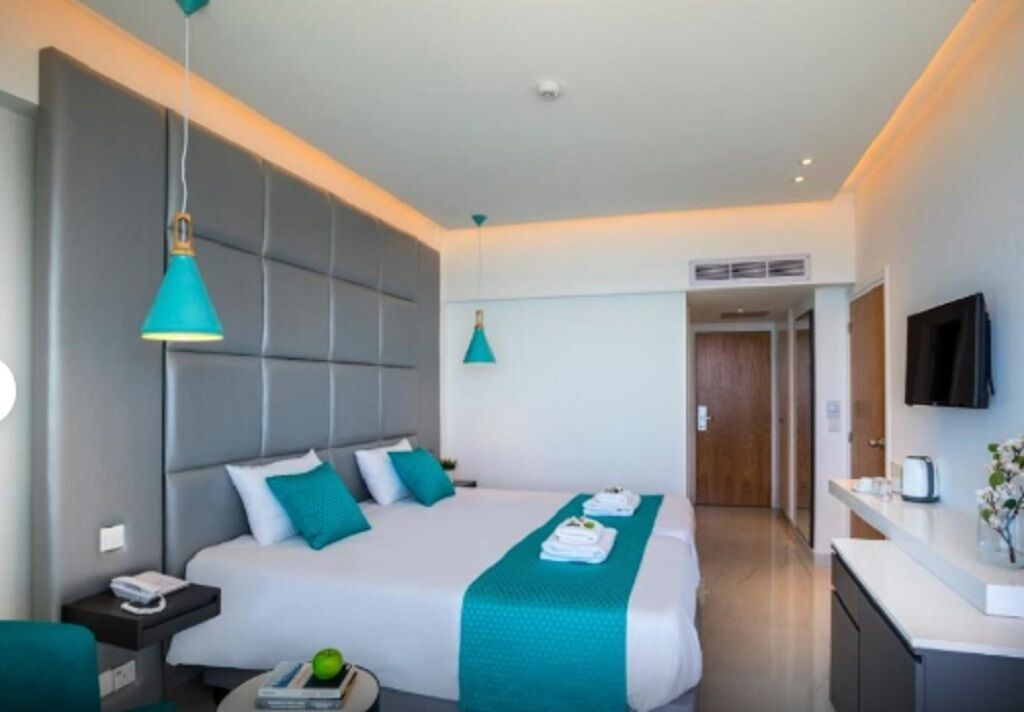 Minibar, Bügeleisen/Bügelbrett, kostenlose Babybetten, kostenloses WLAN