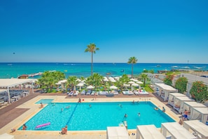Outdoor pool - Silver Sands Beach Hotel (Paralimni)