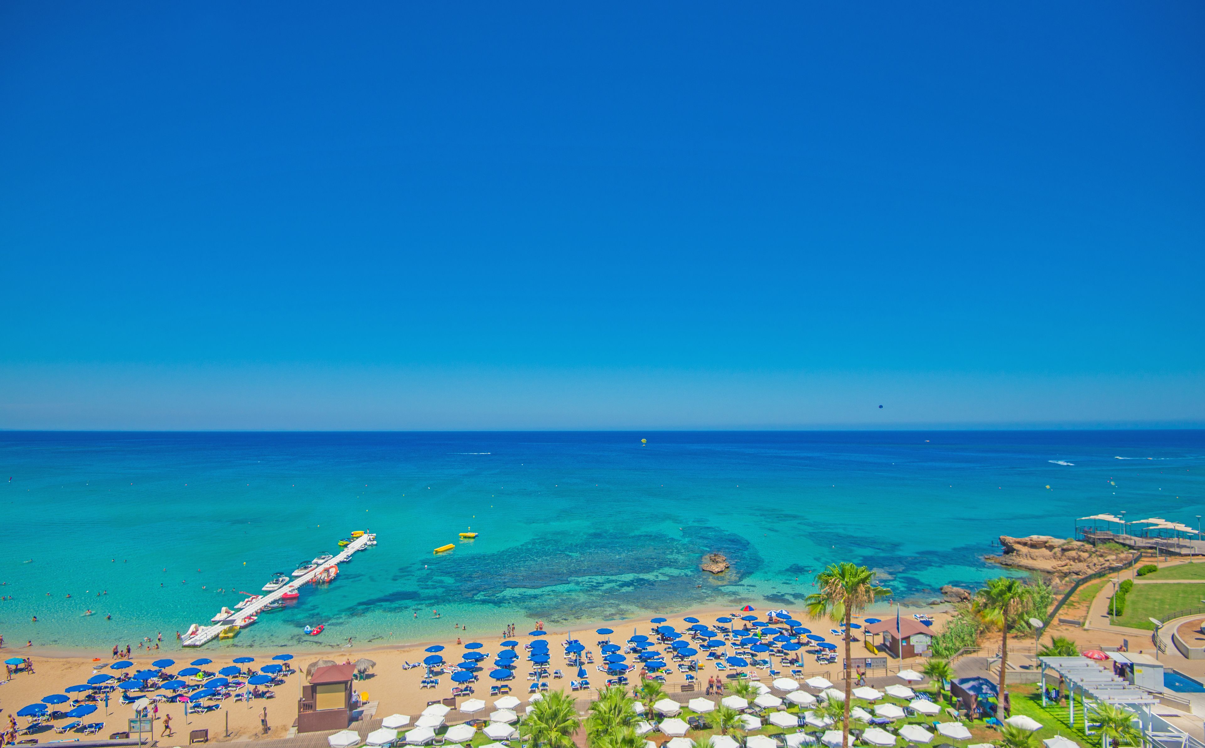 Photo - Silver Sands Beach Hotel