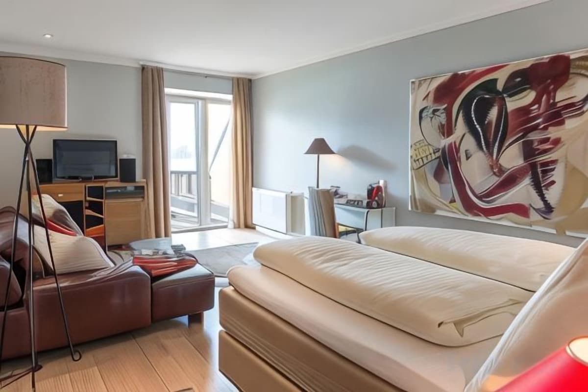 Ropa de cama de alta calidad y minibar 
