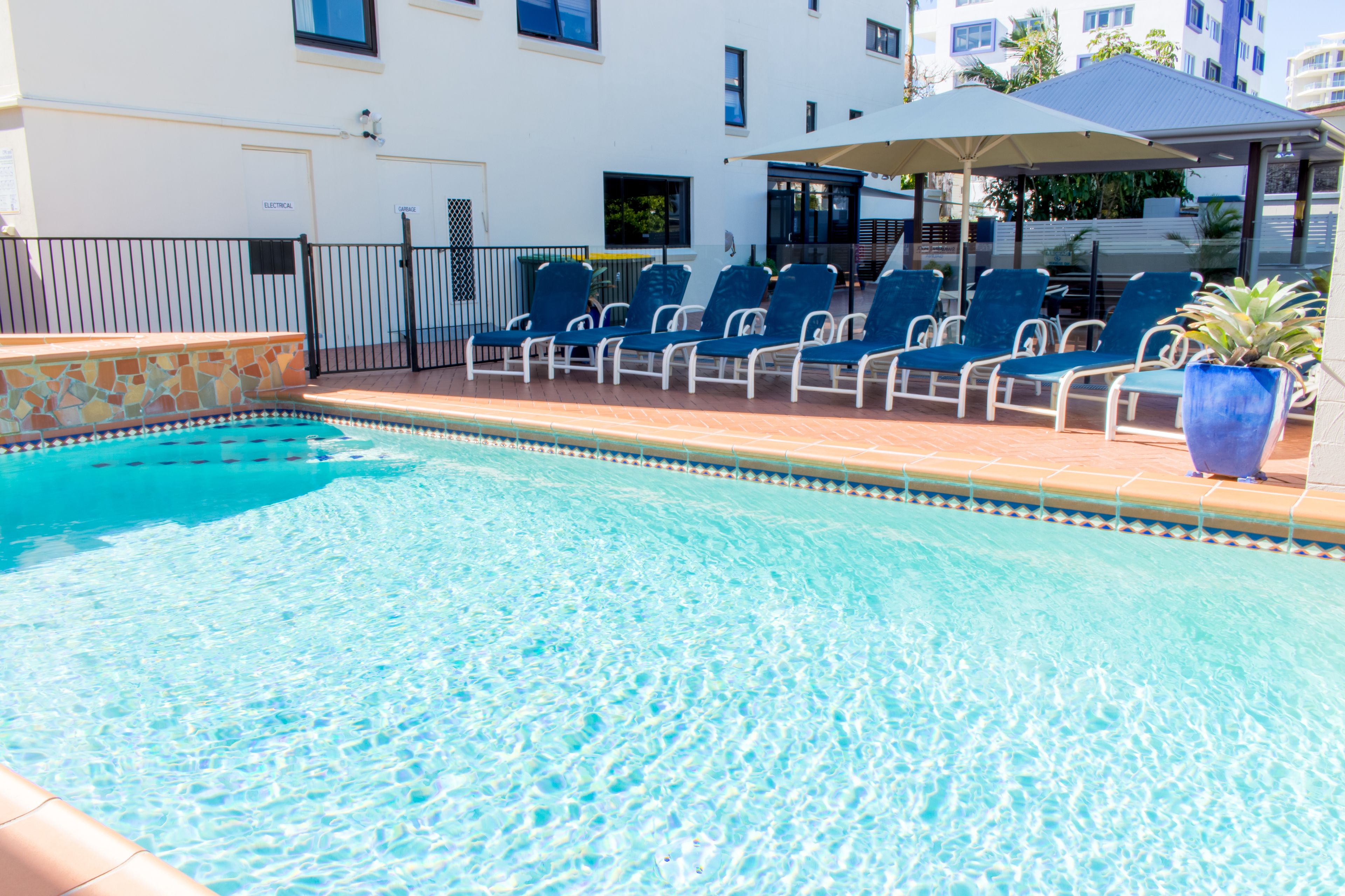 Windward Apartments — image 4