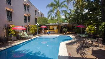 2 outdoor pools, pool umbrellas, sun loungers
