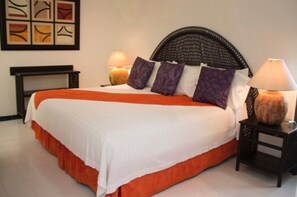 Junior King | Vistas al patio