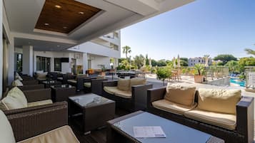 Bar (in der Unterkunft)