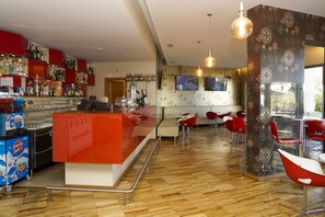 Bar-cafetería