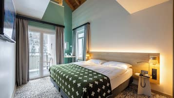 Duplex Panorama Family Room