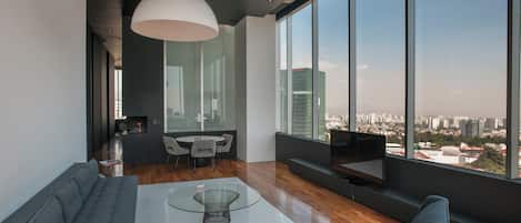 Ropa de cama de alta calidad y minibar