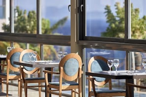 3 restaurants, breakfast, lunch, dinner served; Mediterranean cuisine