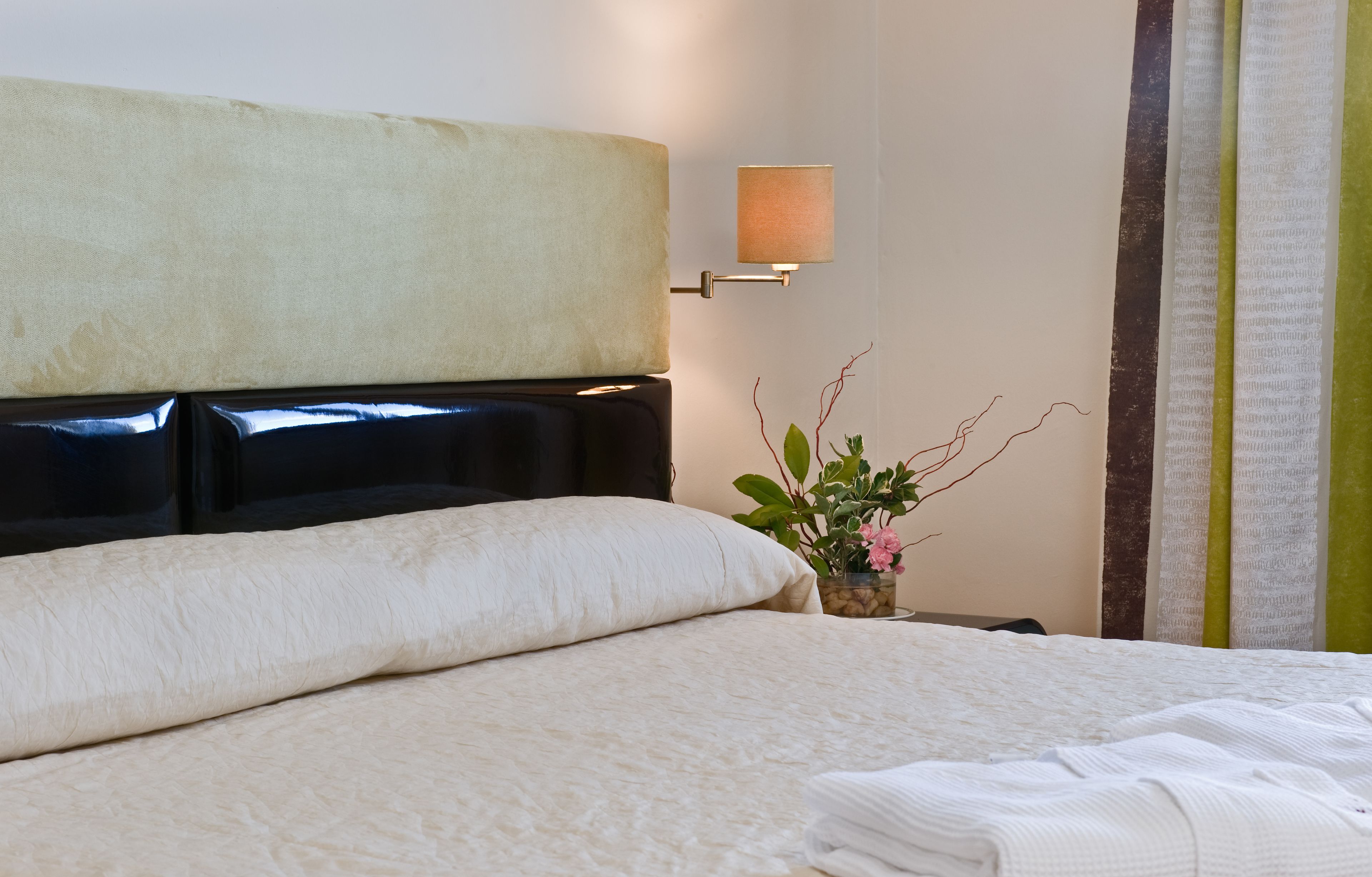 double or twin room | minibar, desk, free cots/infant beds, free wifi