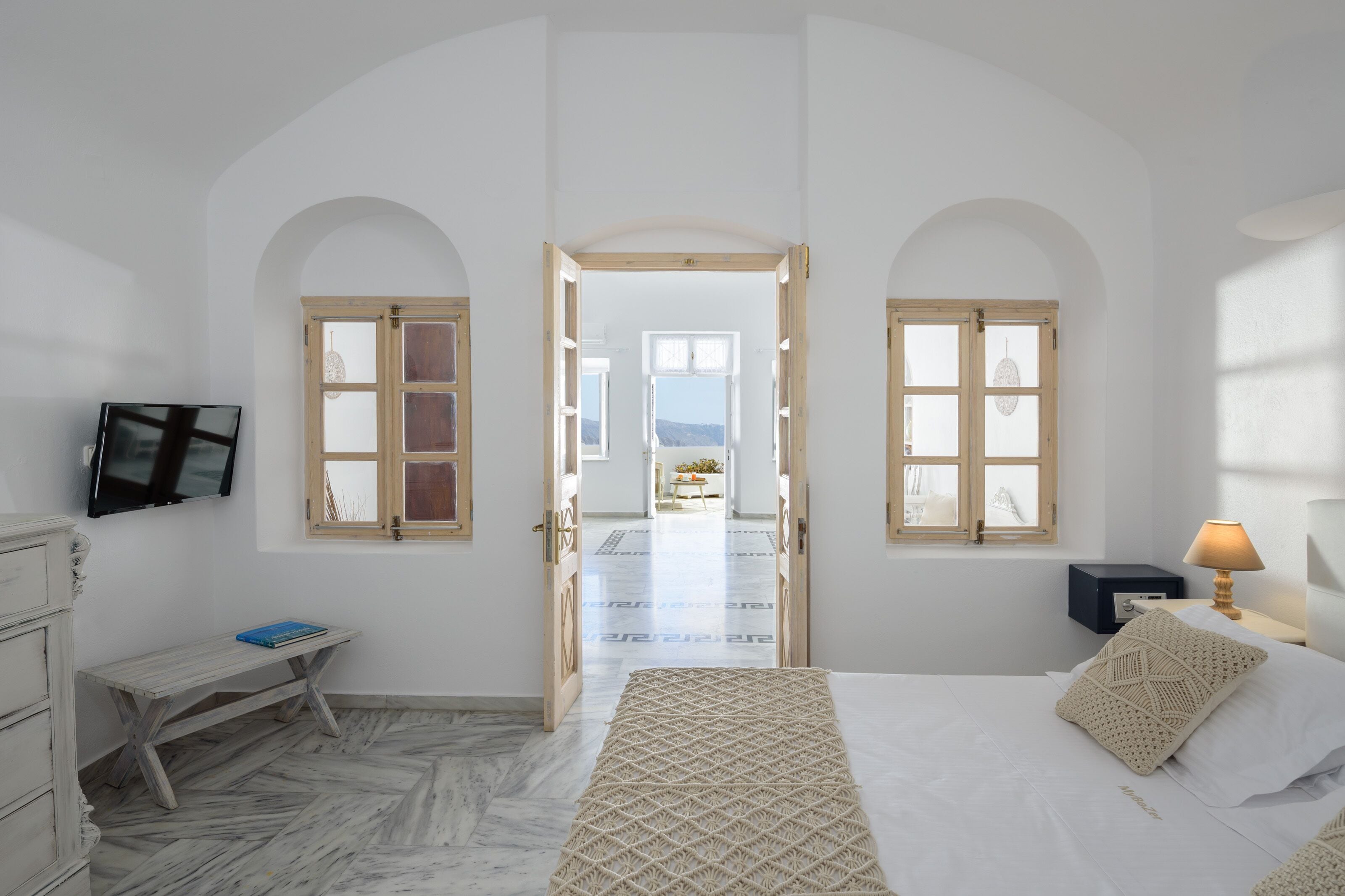 Grand Cave Suite - Caldera Sea view & Volcano View