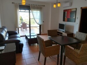 TV - Apartamentos Bahía Santa Cruz (Almunecar)