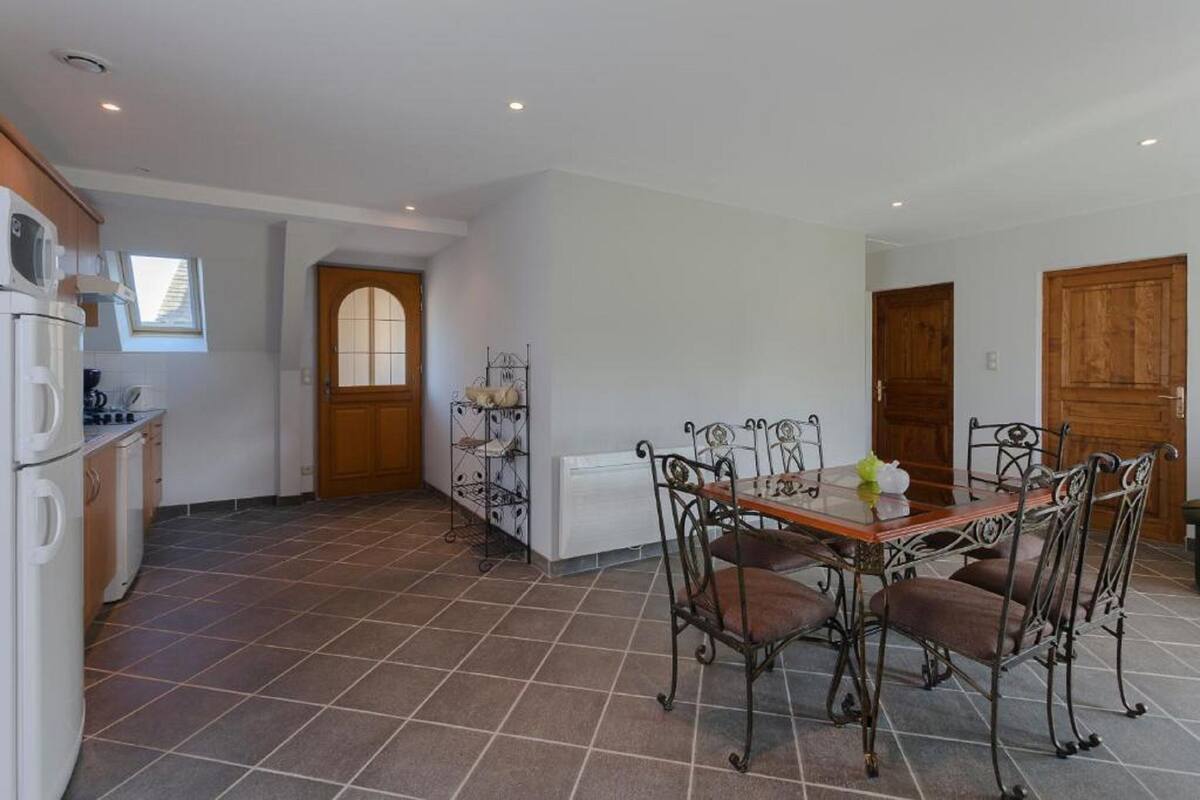 Apartment, 3 Bedrooms | Private kitchen