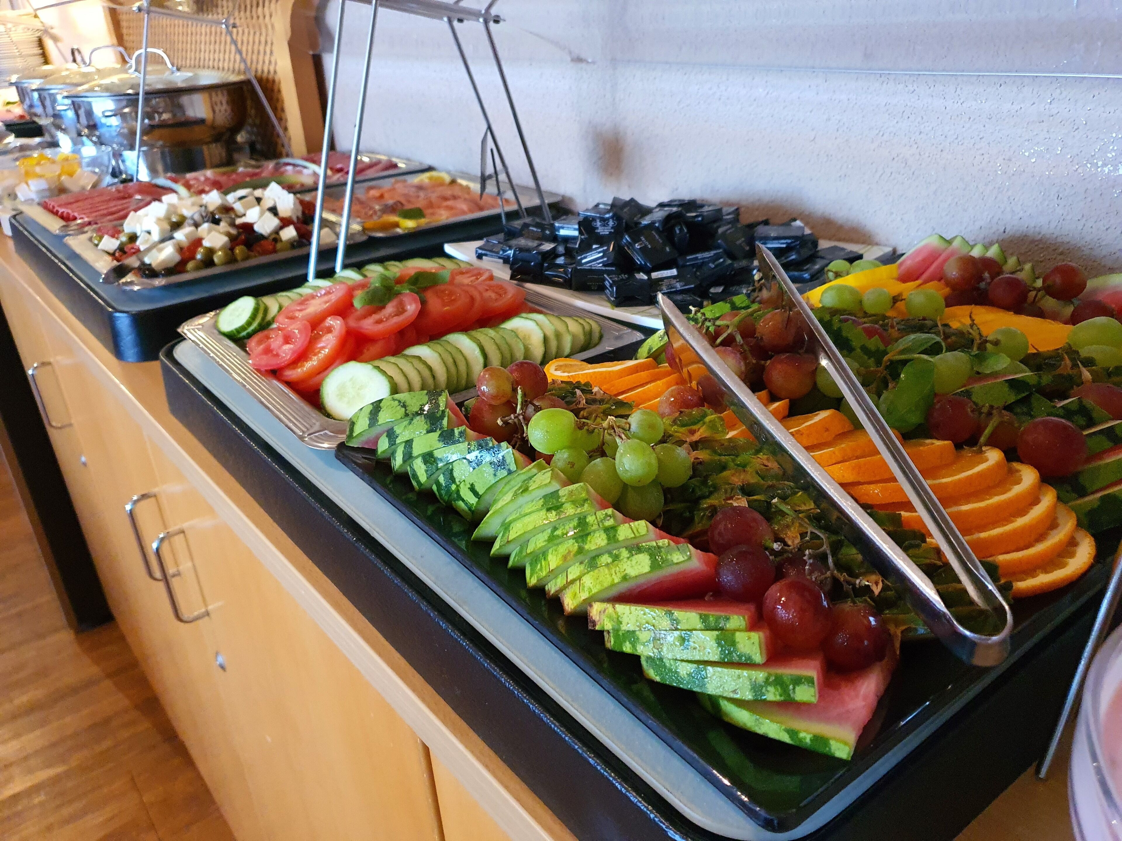 daily buffet breakfast (eur 11.5 per person)