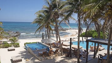 Outdoor pool, sun loungers