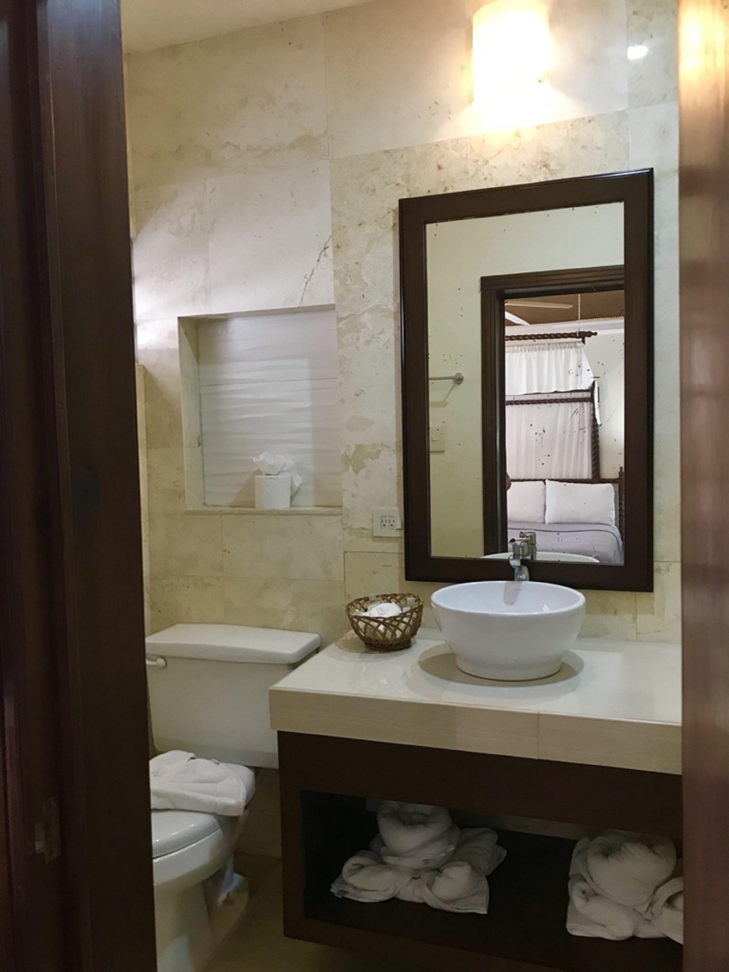 minibar, in-room safe, individually decorated, individually furnished