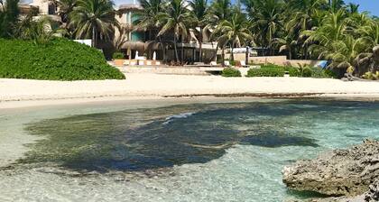 Hotel Playa la Media Luna, Isla Mujeres