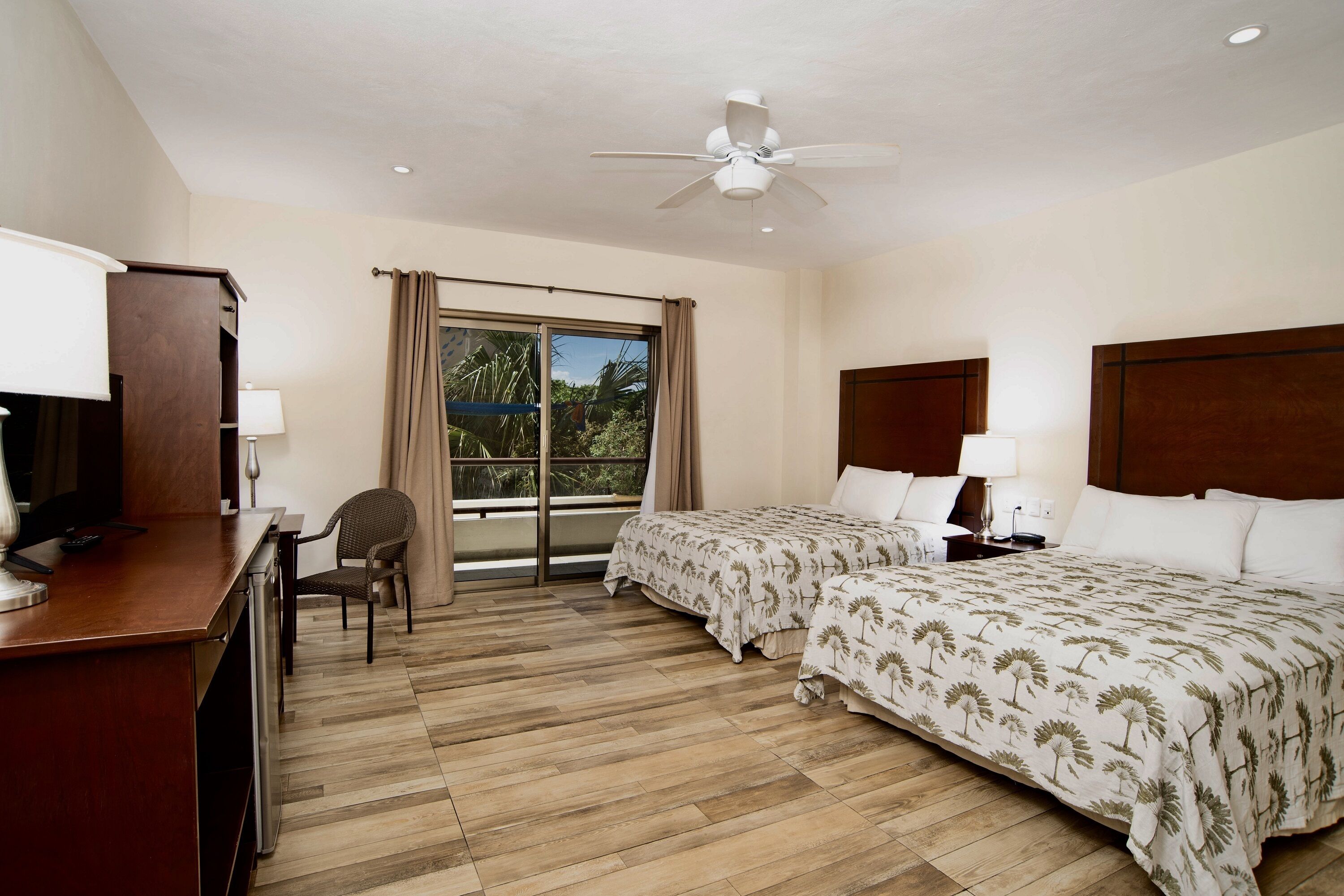 palm garden view | minibar, in-room safe, individually decorated, individually furnished