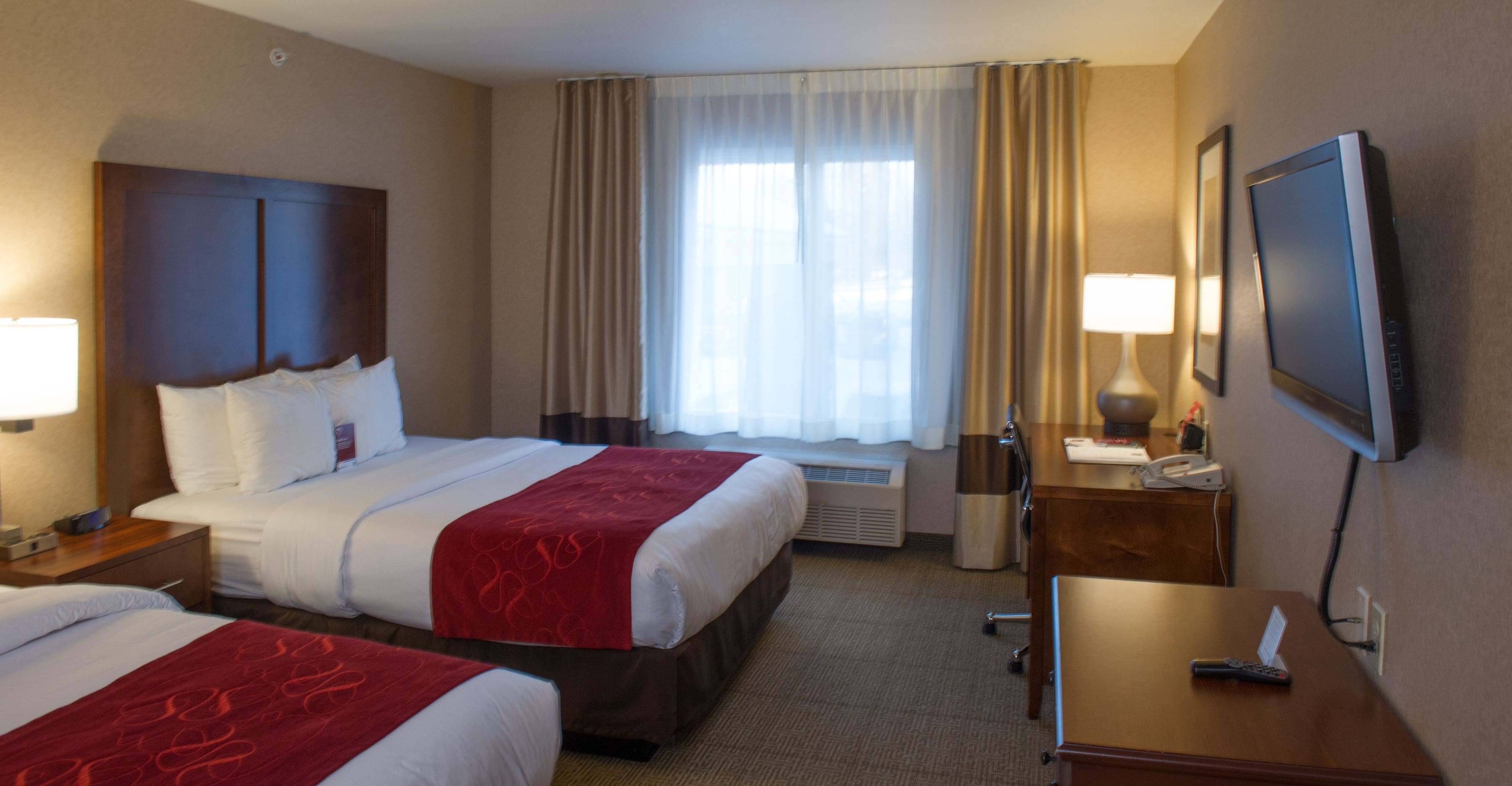 suite, 2 queen bed with sofabed | premium bedding, desk, iron/ironing board, free wifi