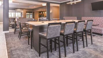 Ilmainen mannermainen aamiainen