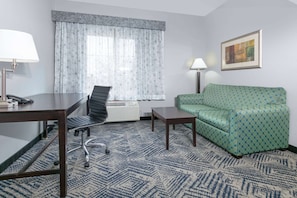 Suite, 1 King Bed, Non Smoking | Living area | 32-inch flat-screen TV with cable channels, TV