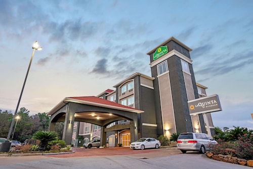 La Quinta Inn & Suites by Wyndham Houston - Magnolia